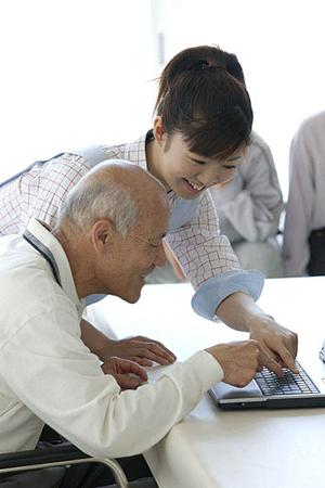 上田歯科医院に行ってみてはどうでしょうか